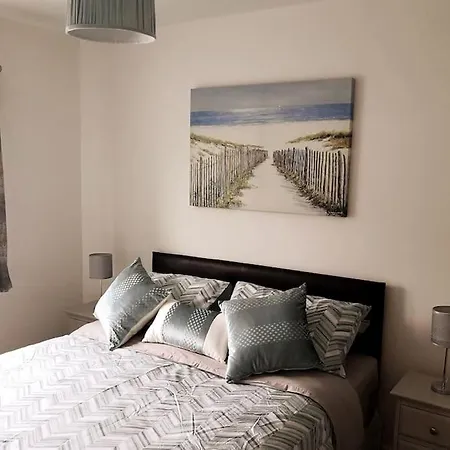 In The Country Yet Close To Town Holiday home *